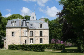 Гостиница Au Château  Ла Люсерн-Д'утремер